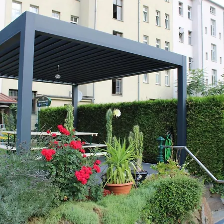 Lägenhetshotell Space Im Campus Der Jvp Schule *