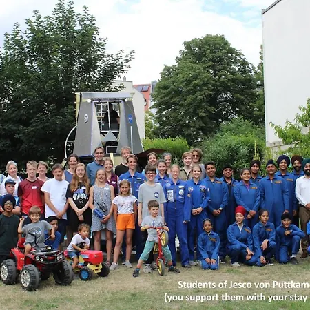 Lägenhetshotell Space Im Campus Der Jvp Schule Leipzig